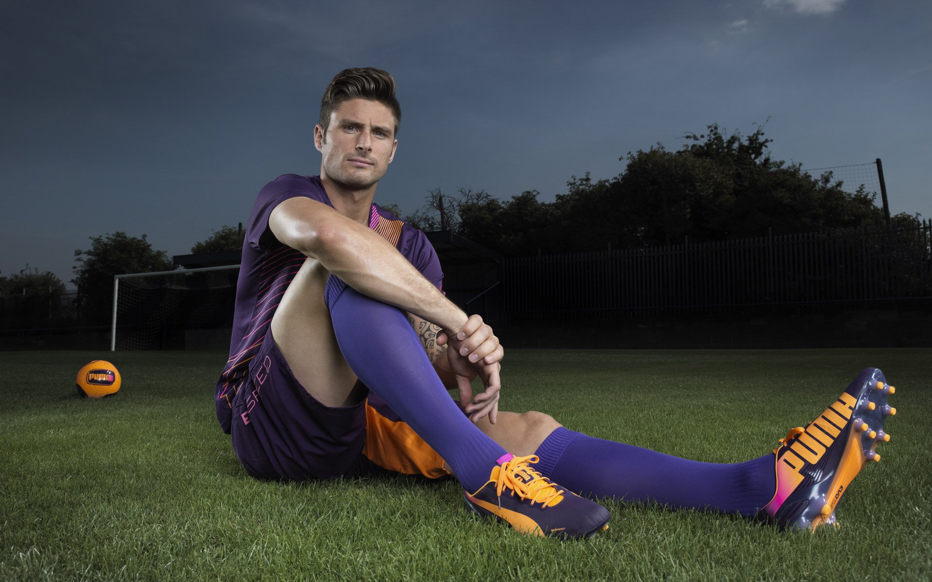 开云下载-卡塞米罗一锤定音！西班牙国家队3-0横扫马竞，巴西铁腰成胜负手